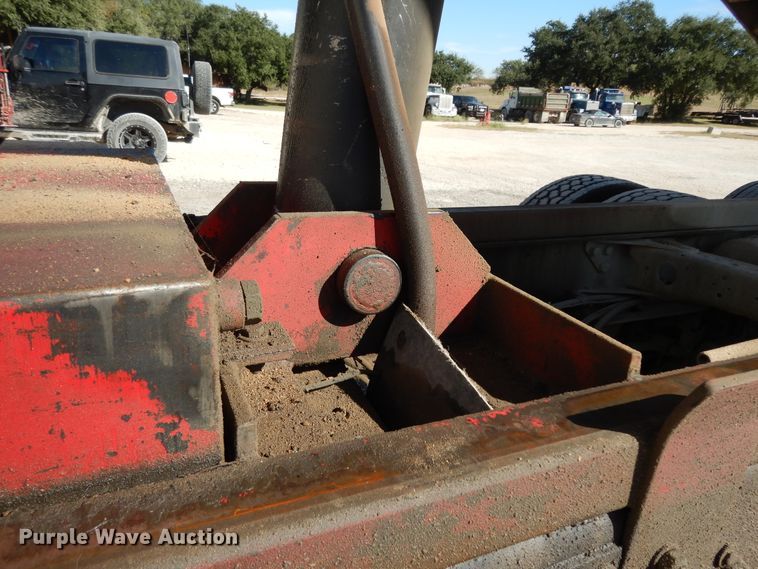 image for item DJ6690 1994 Freightliner FLD dump truck