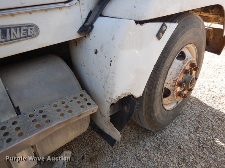 image for item DJ6690 1994 Freightliner FLD dump truck