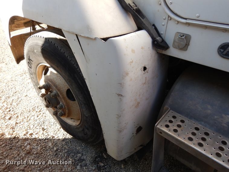 image for item DJ6690 1994 Freightliner FLD dump truck