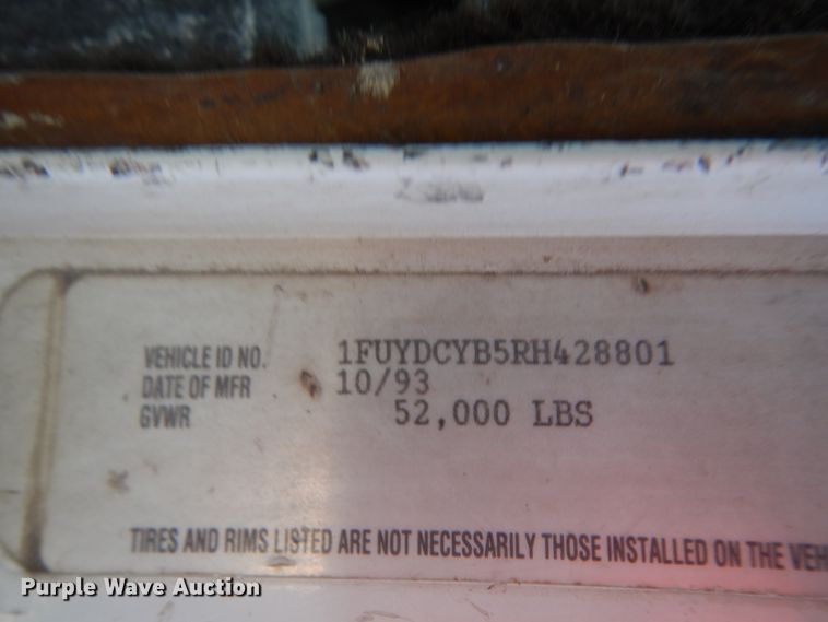 image for item DJ6690 1994 Freightliner FLD dump truck