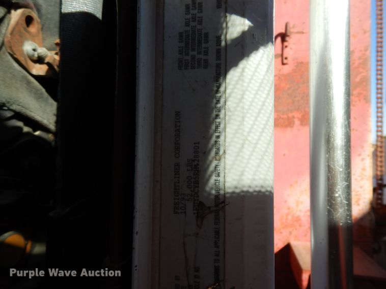 image for item DJ6690 1994 Freightliner FLD dump truck