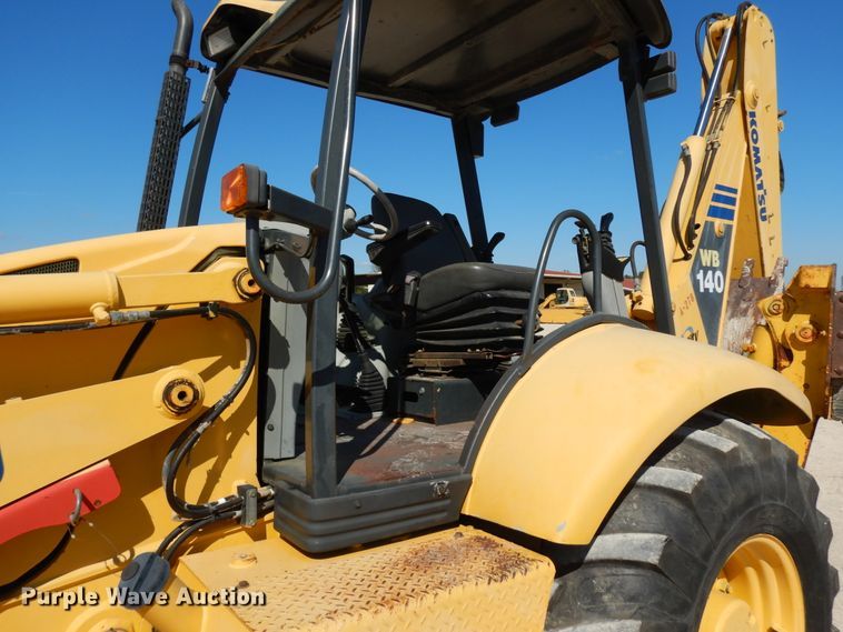 image for item DJ6692 2005 Komatsu WB140  backhoe