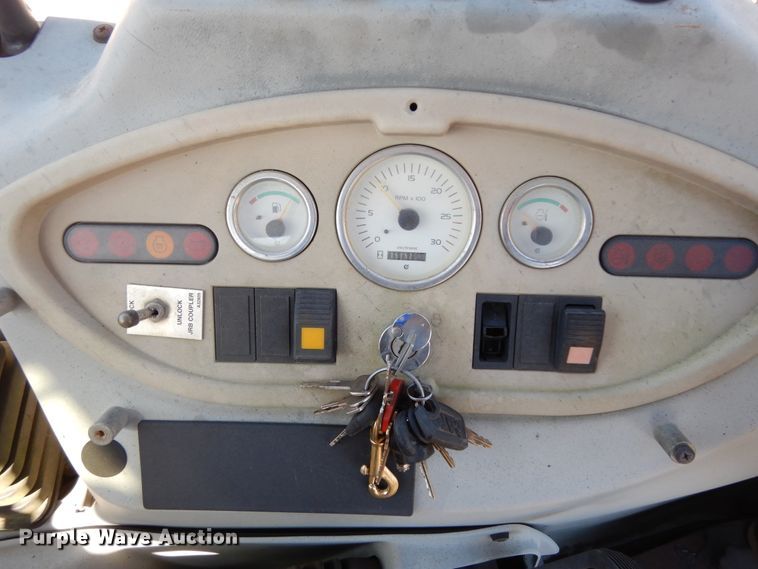 image for item DJ6692 2005 Komatsu WB140  backhoe