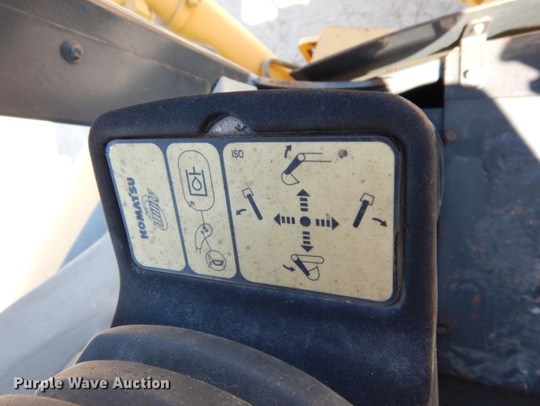 image for item DJ6692 2005 Komatsu WB140  backhoe