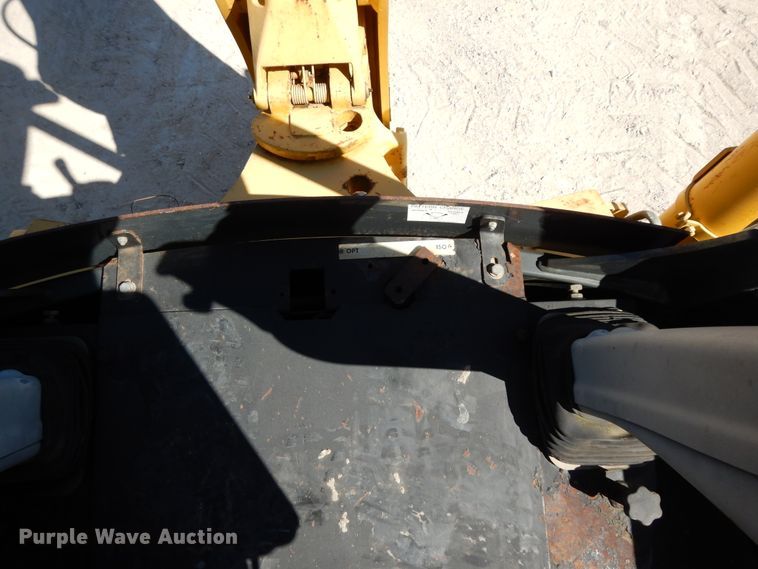 image for item DJ6692 2005 Komatsu WB140  backhoe