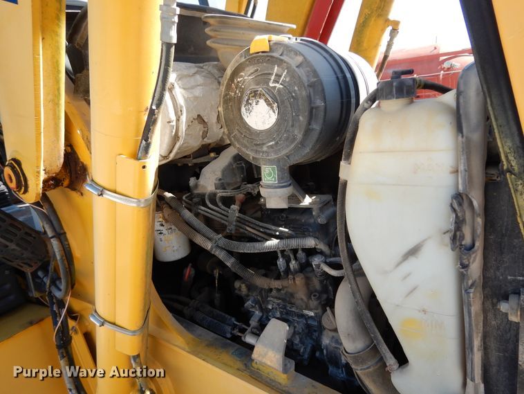 image for item DJ6692 2005 Komatsu WB140  backhoe