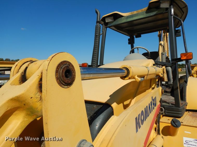 image for item DJ6692 2005 Komatsu WB140  backhoe