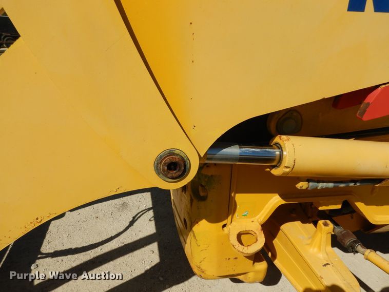 image for item DJ6692 2005 Komatsu WB140  backhoe