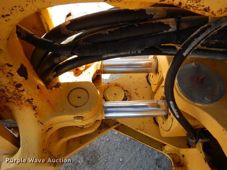 image for item DJ6692 2005 Komatsu WB140  backhoe