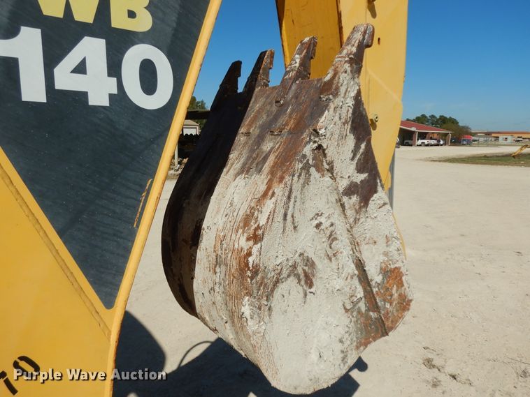 image for item DJ6692 2005 Komatsu WB140  backhoe