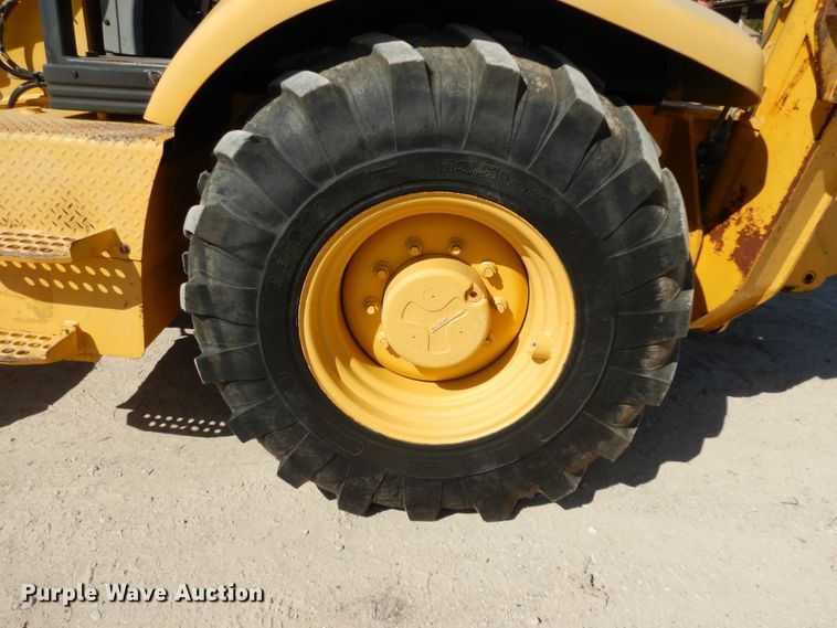 image for item DJ6692 2005 Komatsu WB140  backhoe