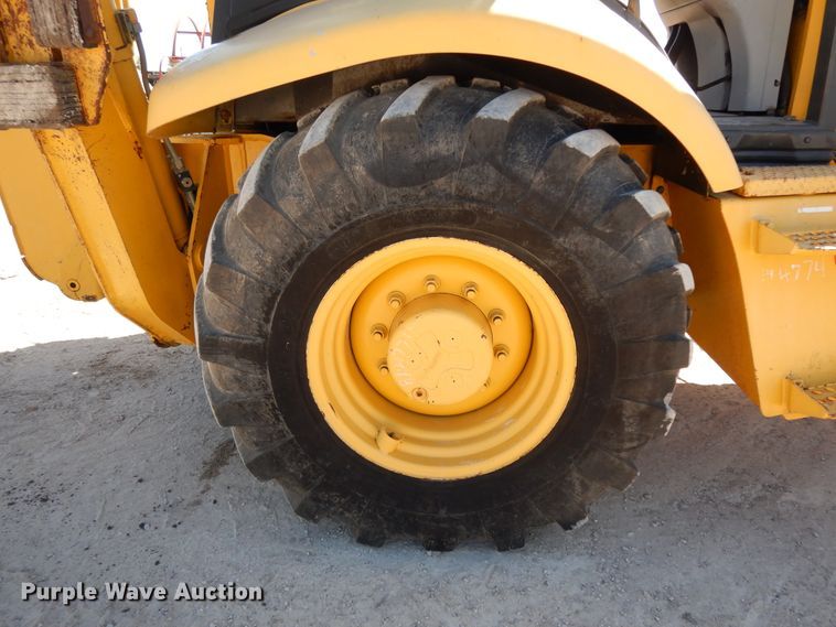 image for item DJ6692 2005 Komatsu WB140  backhoe