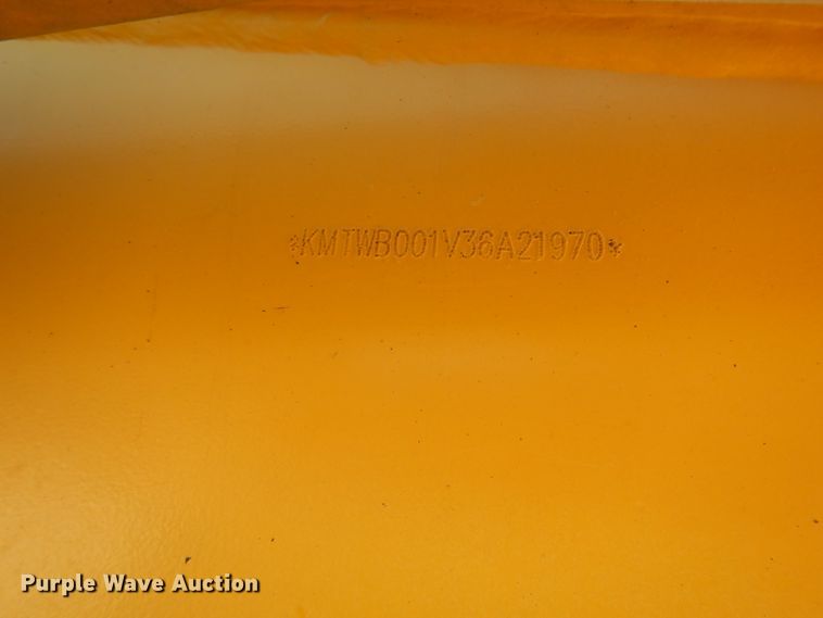 image for item DJ6692 2005 Komatsu WB140  backhoe