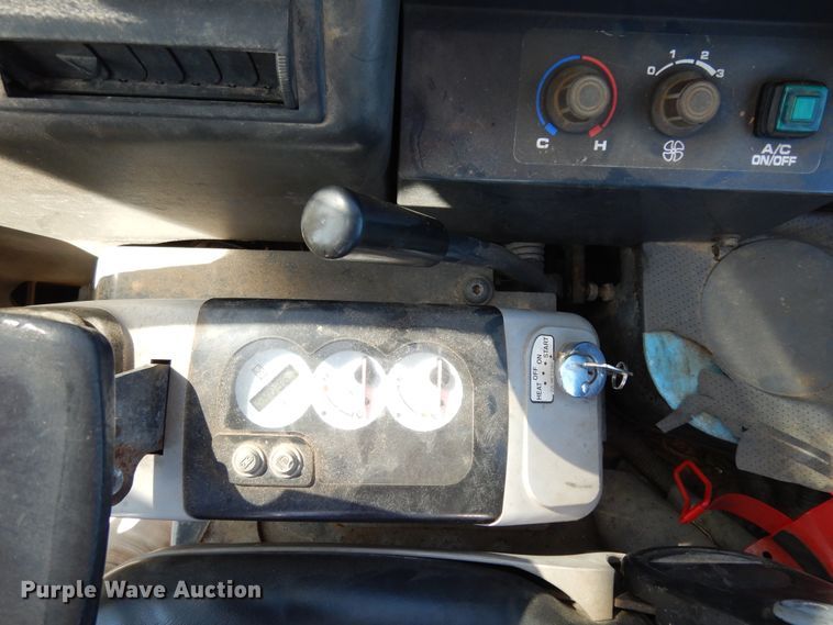 image for item DJ6693 2008 Komatsu PC50MR  mini excavator