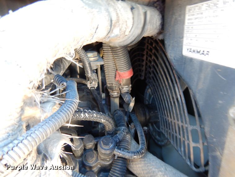 image for item DJ6693 2008 Komatsu PC50MR  mini excavator