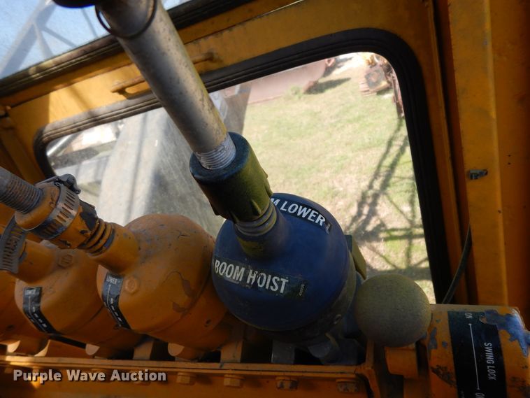 image for item DJ6696 1973 American 7250  crawler crane