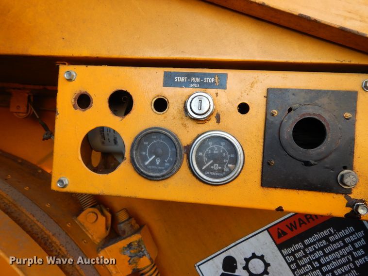 image for item DJ6696 1973 American 7250  crawler crane