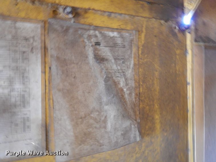 image for item DJ6696 1973 American 7250  crawler crane