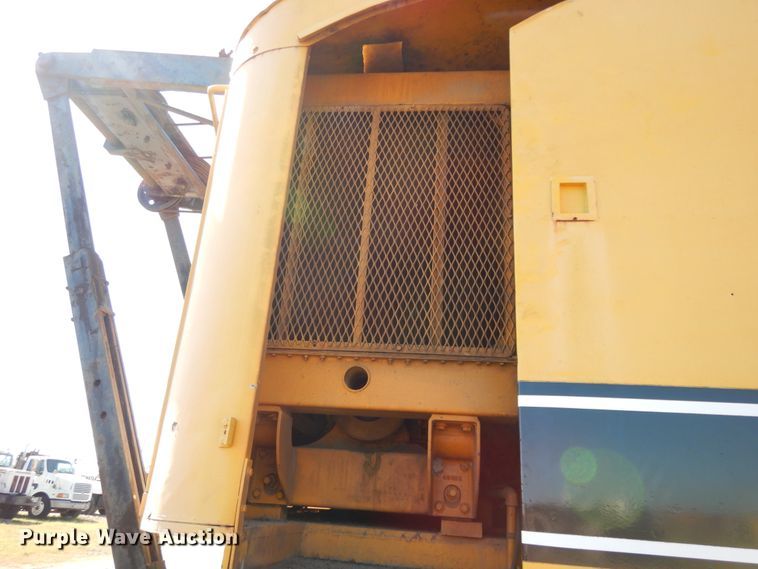 image for item DJ6696 1973 American 7250  crawler crane