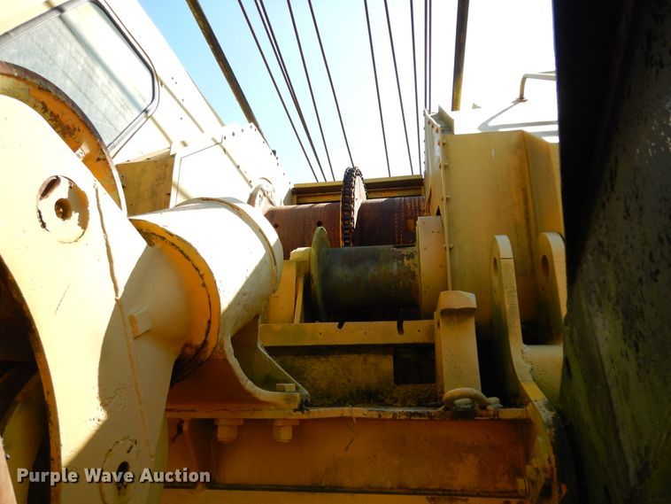 image for item DJ6696 1973 American 7250  crawler crane