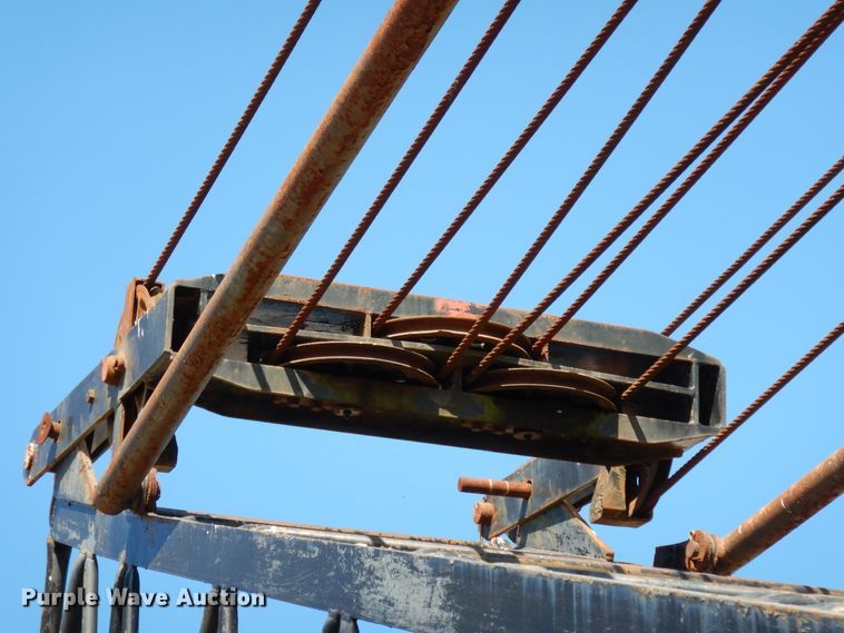 image for item DJ6696 1973 American 7250  crawler crane