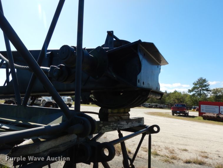 image for item DJ6696 1973 American 7250  crawler crane