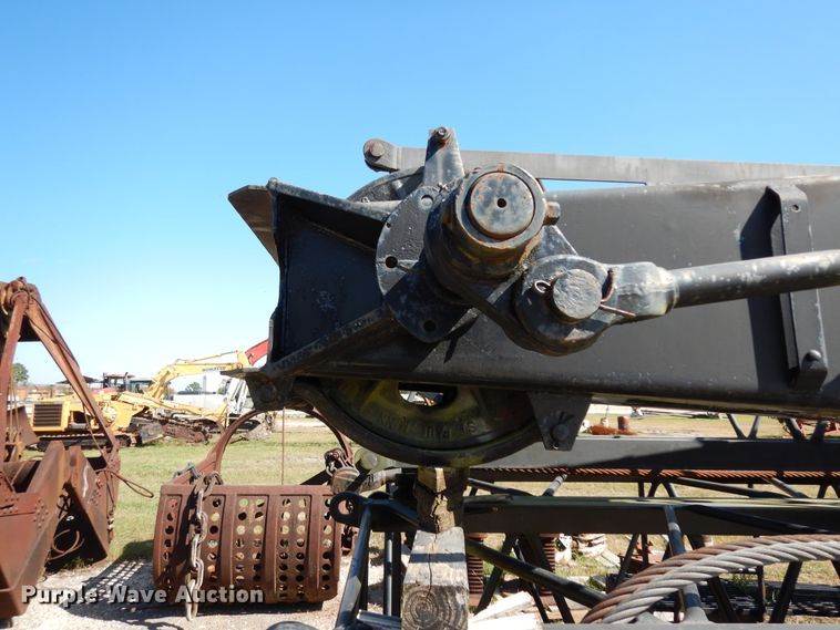 image for item DJ6696 1973 American 7250  crawler crane