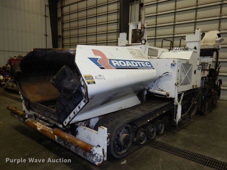 image for item DJ6905 2011 Roadtec RP195  paver