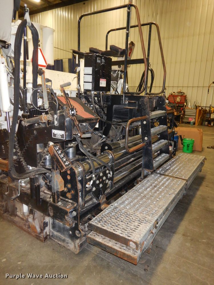 image for item DJ6905 2011 Roadtec RP195  paver