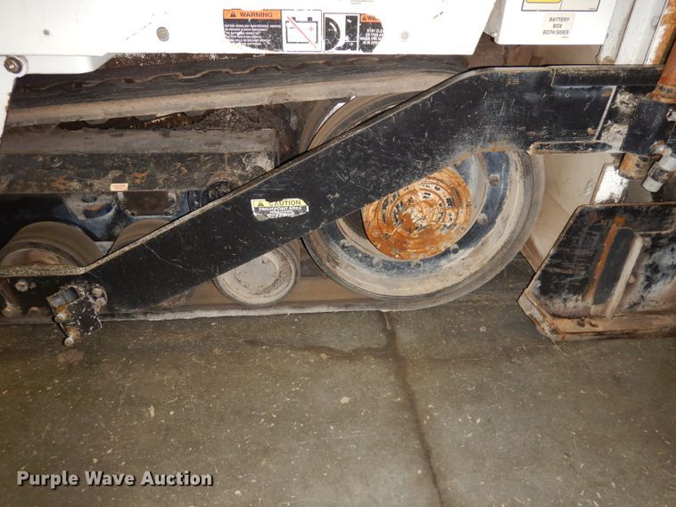 image for item DJ6905 2011 Roadtec RP195  paver