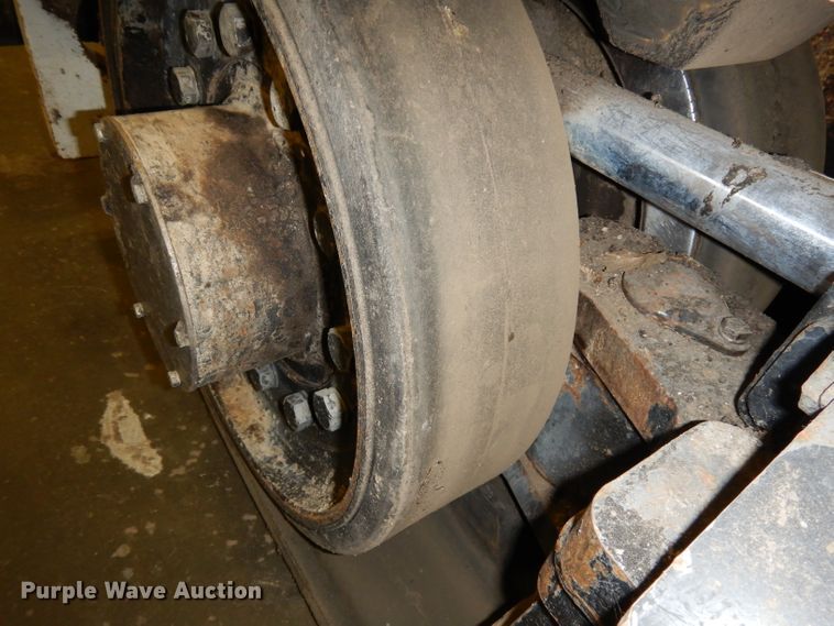 image for item DJ6905 2011 Roadtec RP195  paver