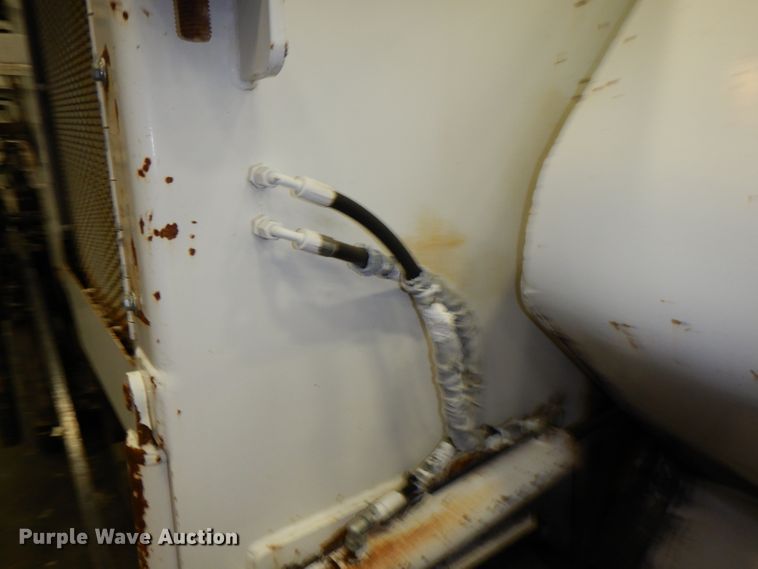 image for item DJ6905 2011 Roadtec RP195  paver