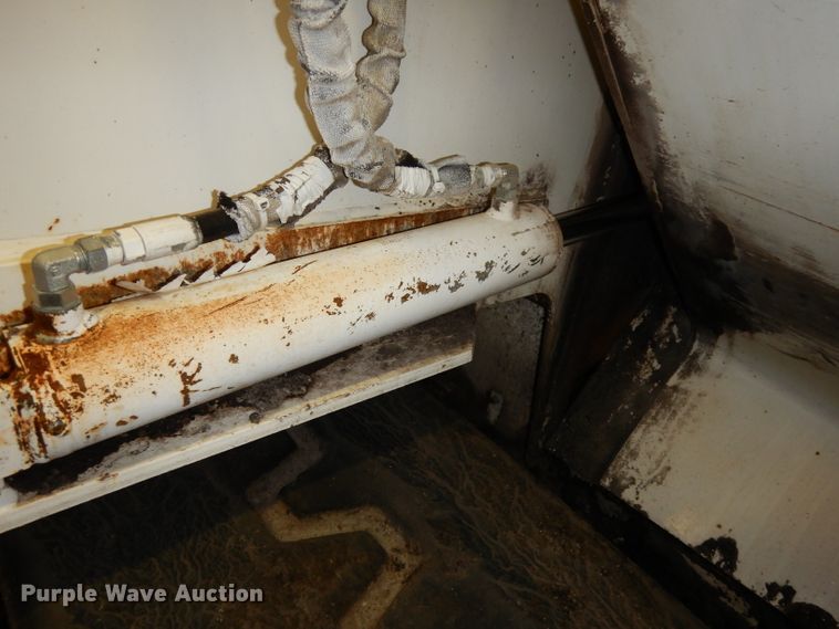 image for item DJ6905 2011 Roadtec RP195  paver