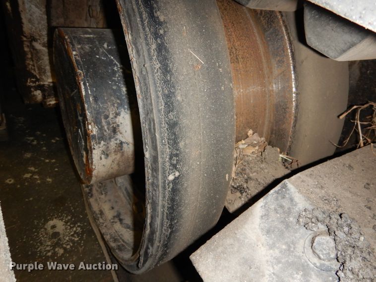 image for item DJ6905 2011 Roadtec RP195  paver