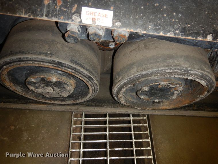 image for item DJ6905 2011 Roadtec RP195  paver