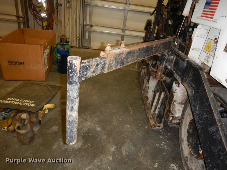 image for item DJ6905 2011 Roadtec RP195  paver