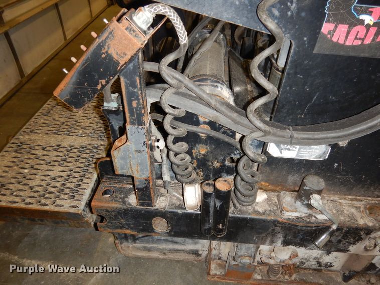 image for item DJ6905 2011 Roadtec RP195  paver