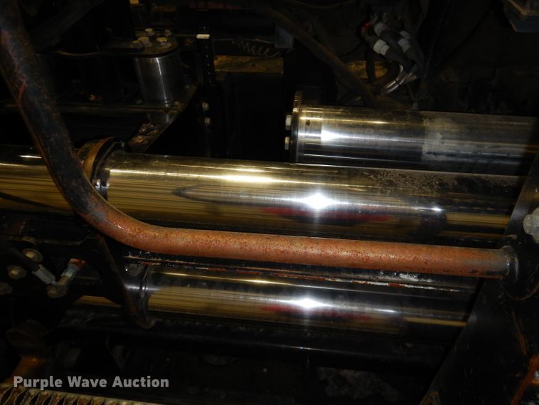 image for item DJ6905 2011 Roadtec RP195  paver