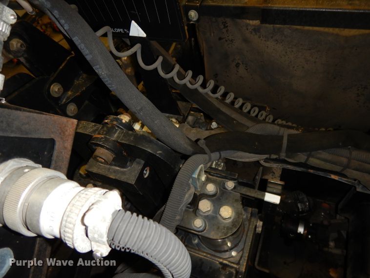 image for item DJ6905 2011 Roadtec RP195  paver