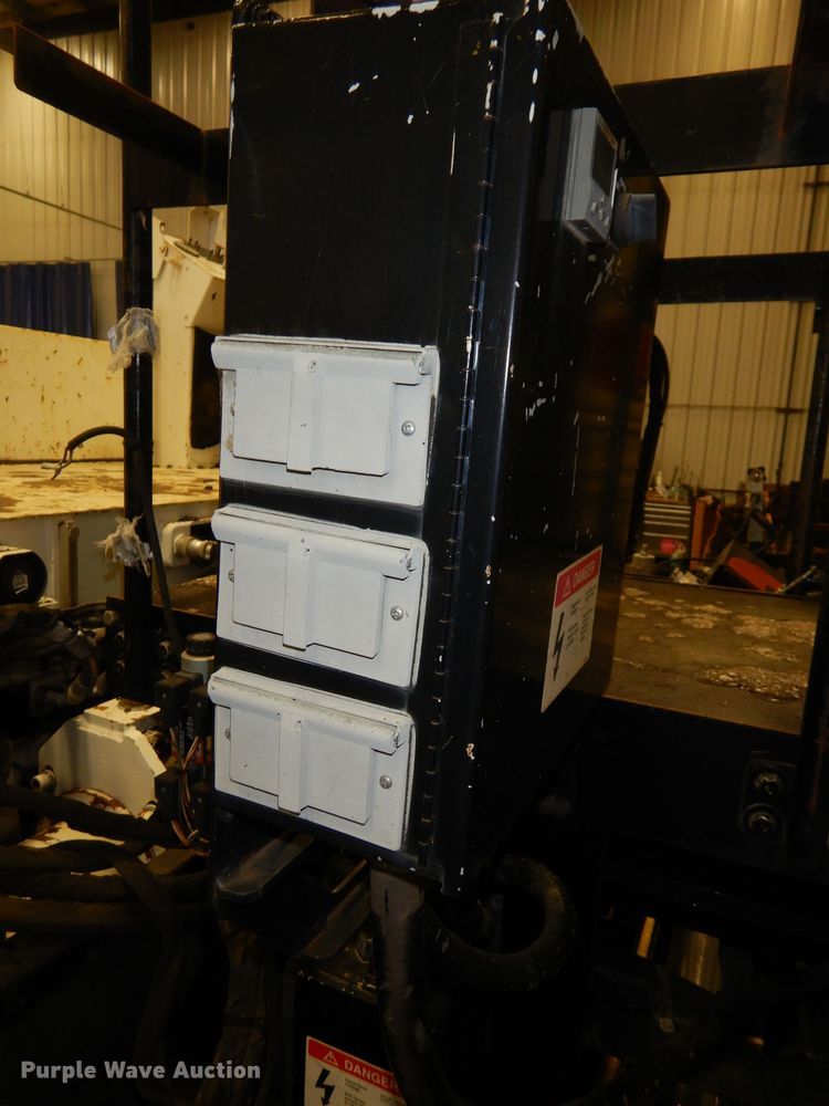 image for item DJ6905 2011 Roadtec RP195  paver