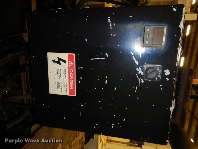 image for item DJ6905 2011 Roadtec RP195  paver