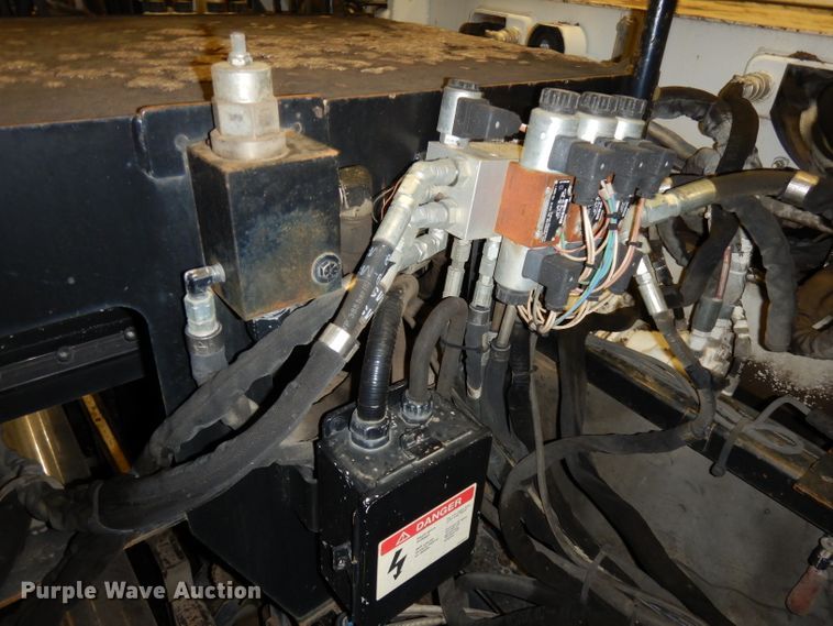 image for item DJ6905 2011 Roadtec RP195  paver