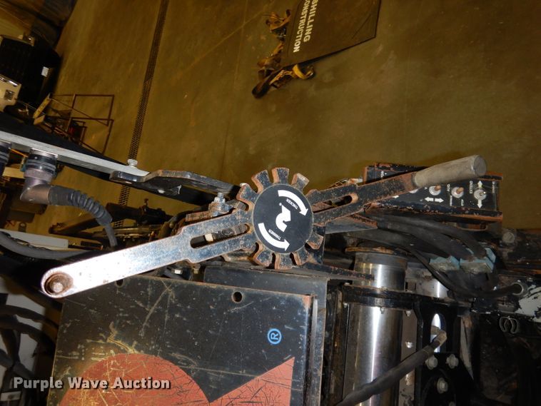 image for item DJ6905 2011 Roadtec RP195  paver