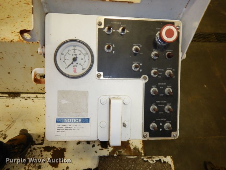 image for item DJ6905 2011 Roadtec RP195  paver