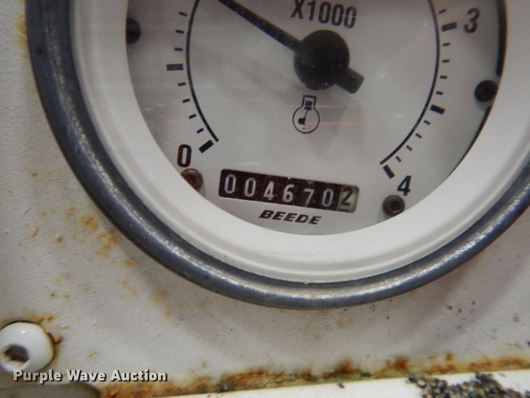 image for item DJ6905 2011 Roadtec RP195  paver