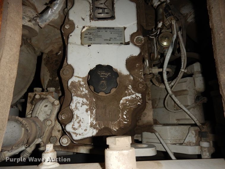 image for item DJ6905 2011 Roadtec RP195  paver