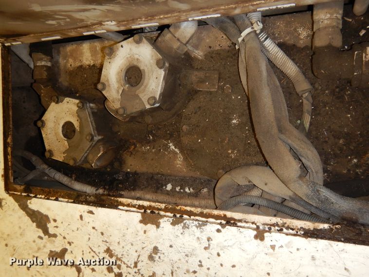 image for item DJ6905 2011 Roadtec RP195  paver