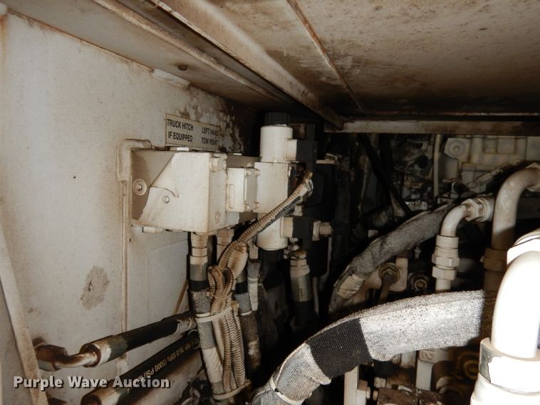 image for item DJ6905 2011 Roadtec RP195  paver