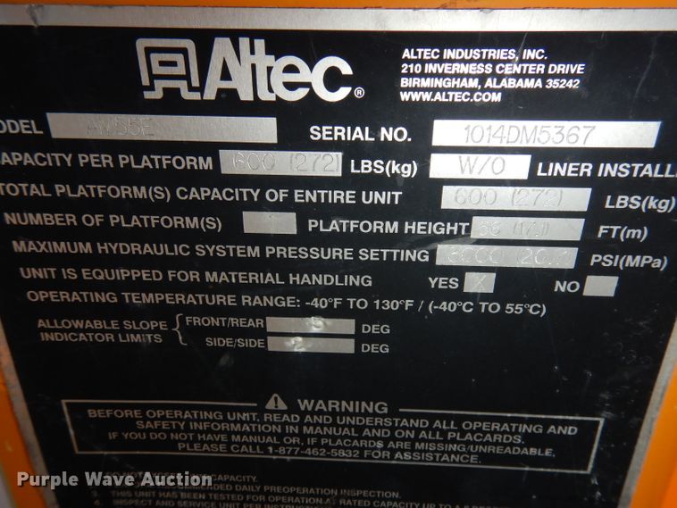 image for item DJ6922 2015 International 4400SBA  bucket truck