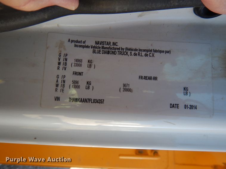 image for item DJ6947 2015 International DuraStar 4400  digger derrick truck